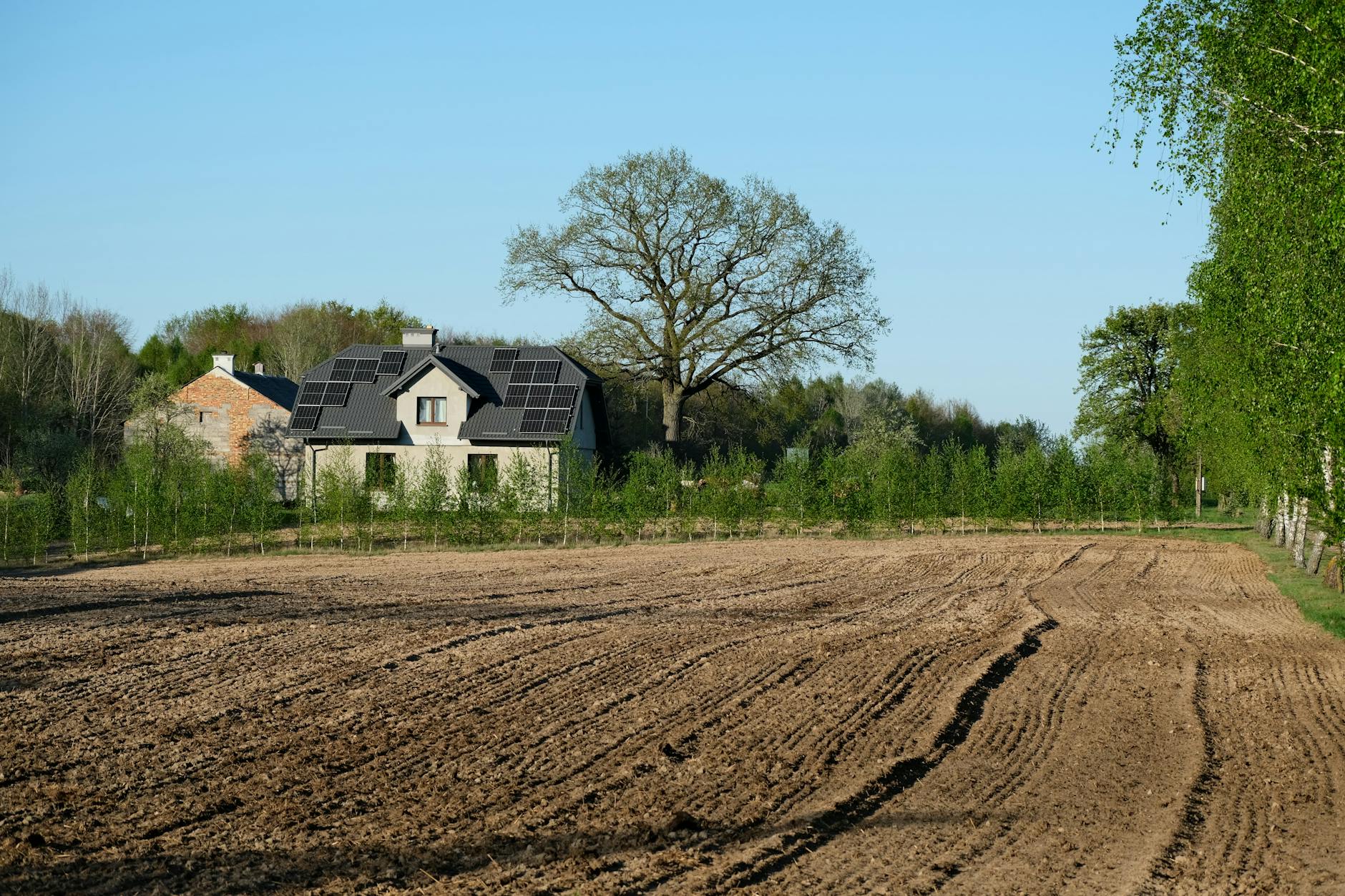 Solar panel installation near me in Glendale