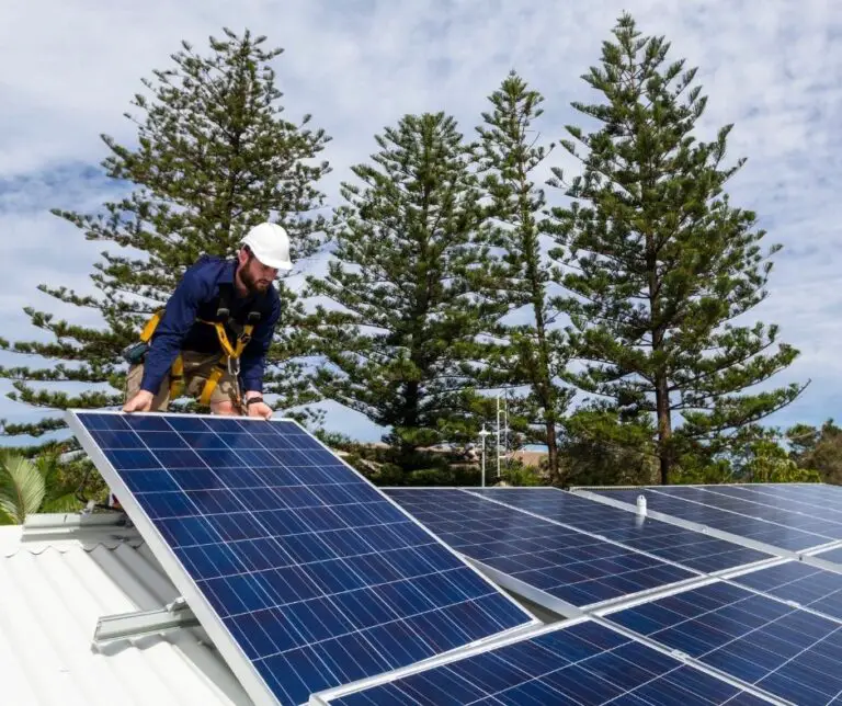 Are Solar Panels Worth It? A Guide with Best and Worst