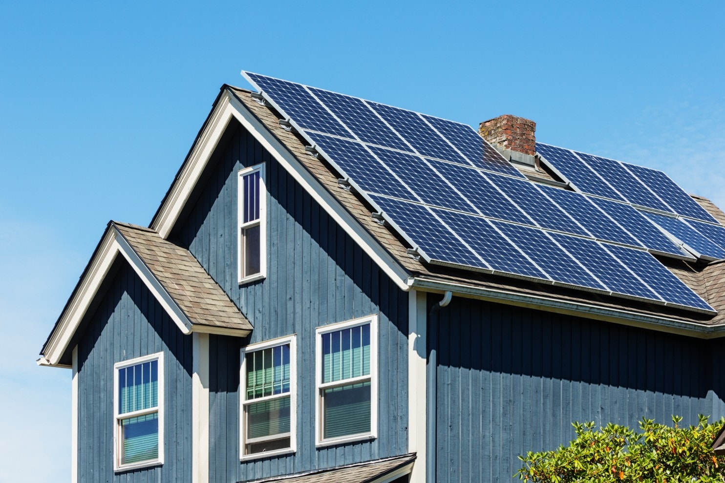 Considering getting solar panels? Here are the right ...