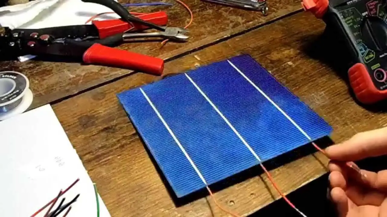 DIY 15$ 40w Solar Panel