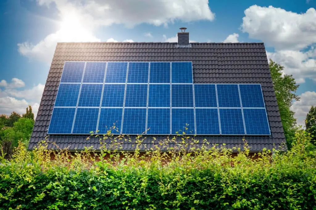 How Many Solar Panels Are Needed for a Normal Home?