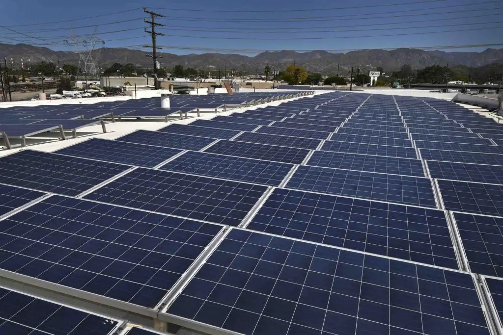 How many solar panels to power the us â Jumbo Rennovations