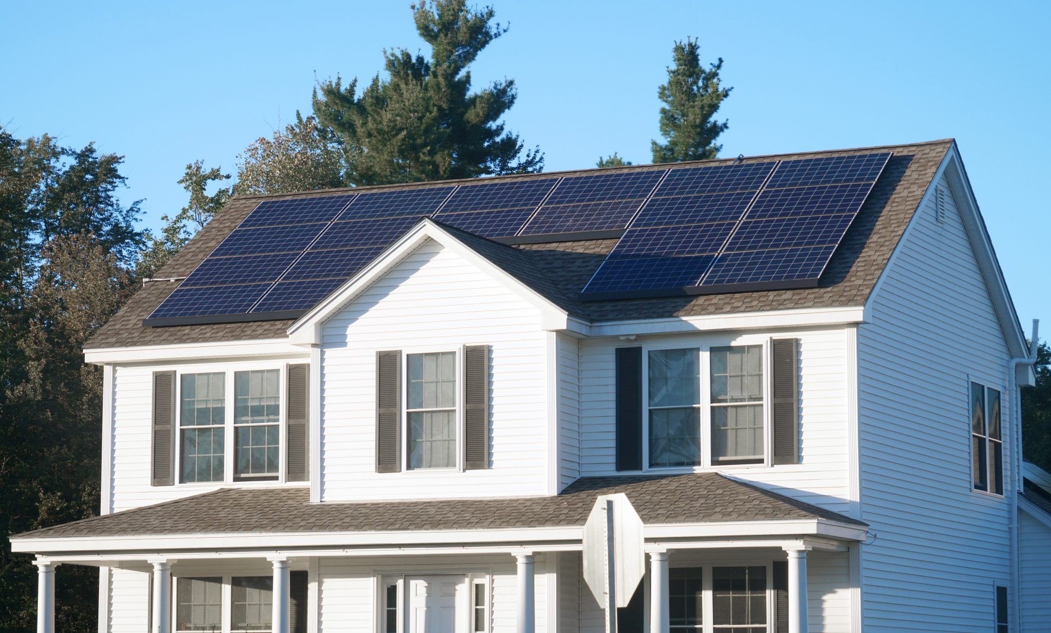 How Many Solar Panels Would I Need to Power My House?