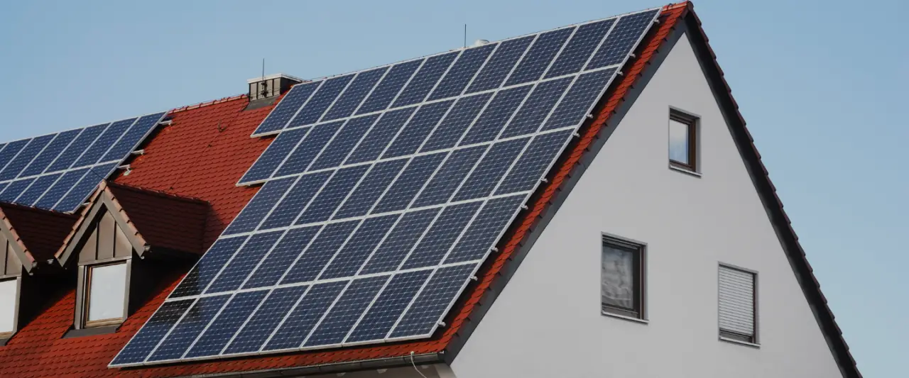How much does it cost to go solarand how much can it save you?