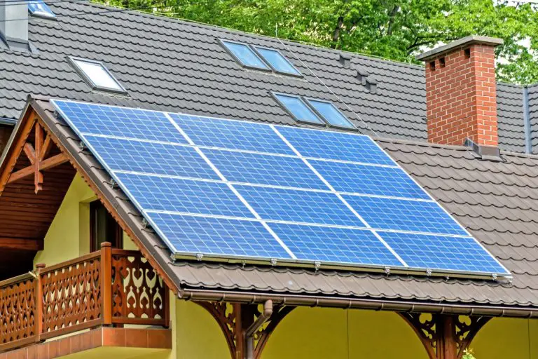 How Much Energy Does A Solar Panel Produce?