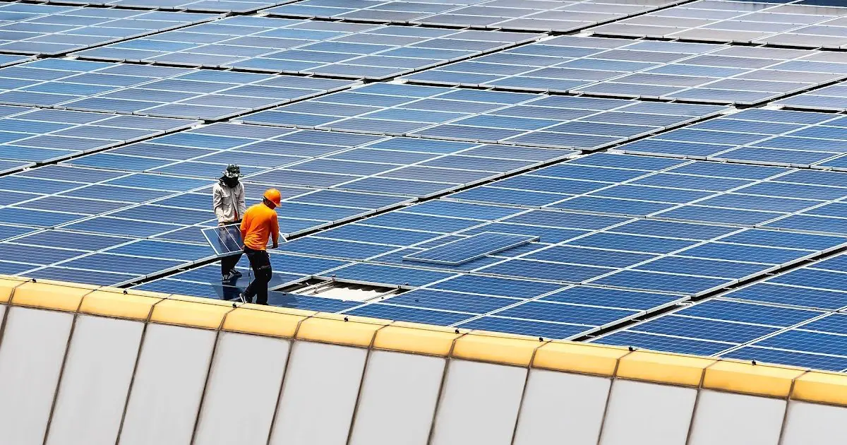 How solar energy companies make money