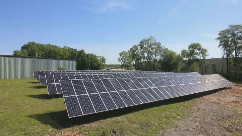 Notre Dame works to reduce carbon footprint with new solar ...