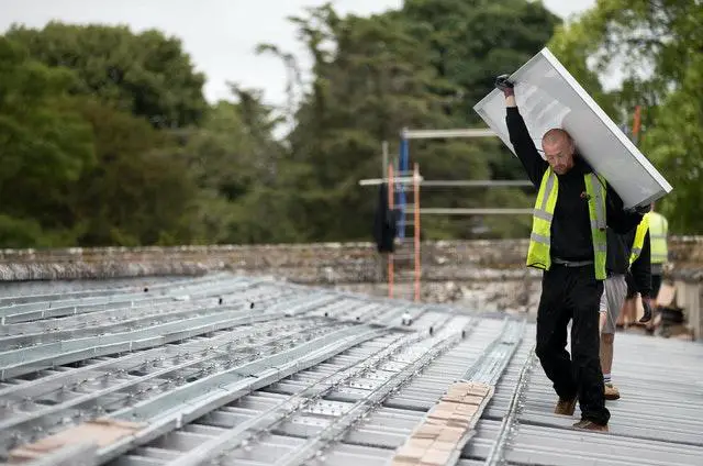 Salisbury Cathedral installs solar panels in carbon ...