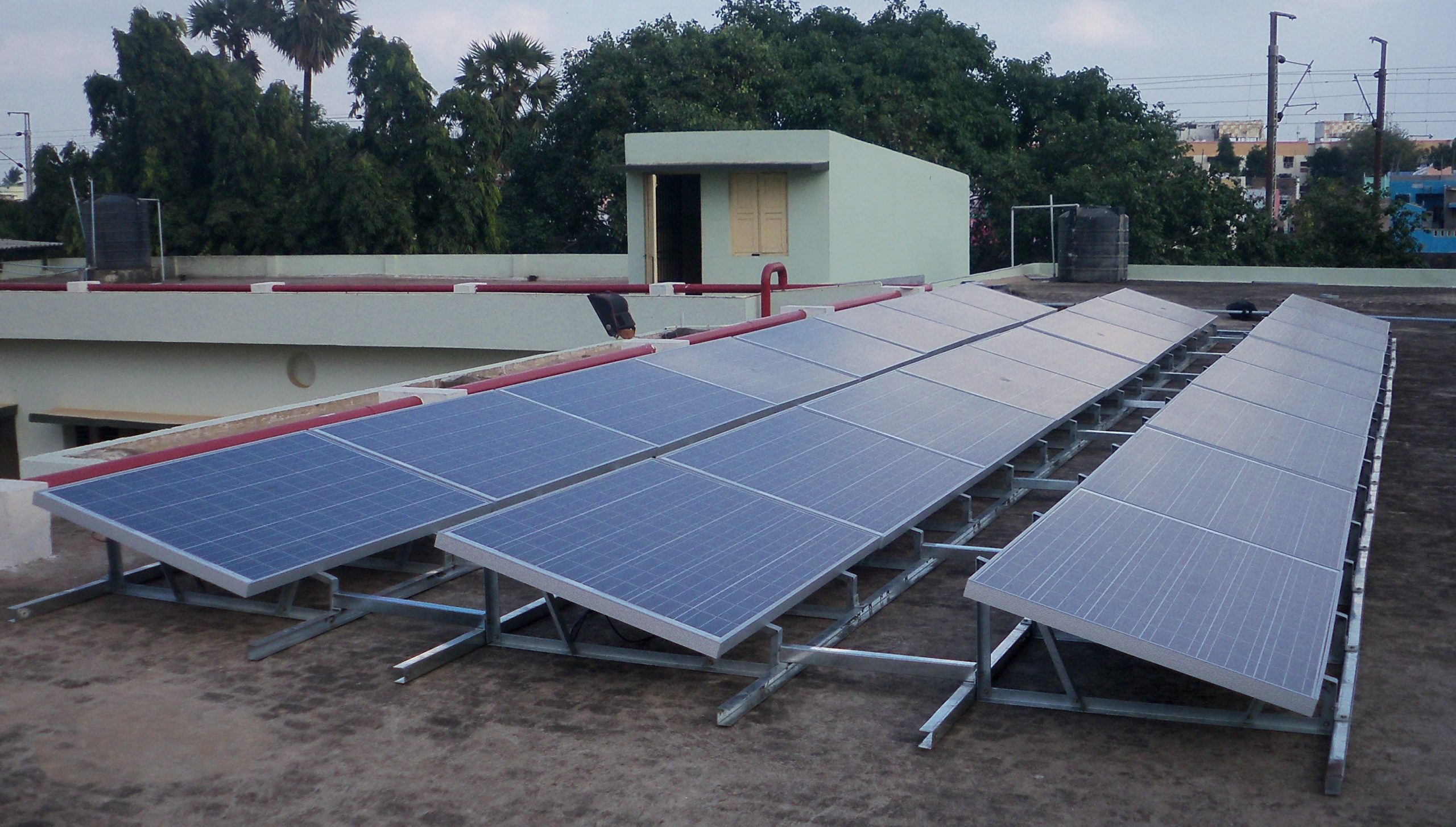 Should India Manufacture Solar Panels?