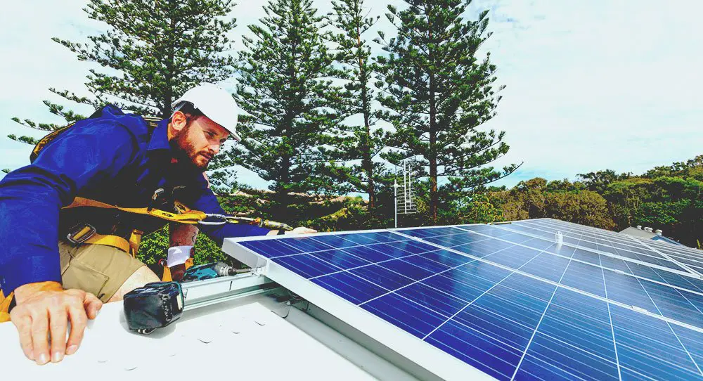 Should You Buy or Lease Your Solar Panel System? Pros and Cons of Each