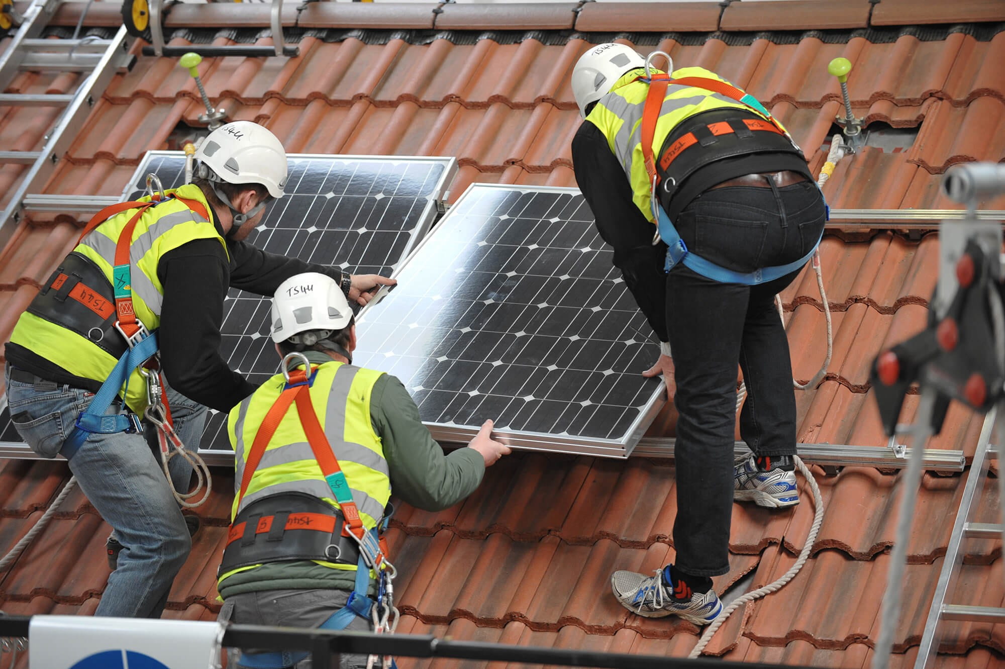 Solar Panel Installer