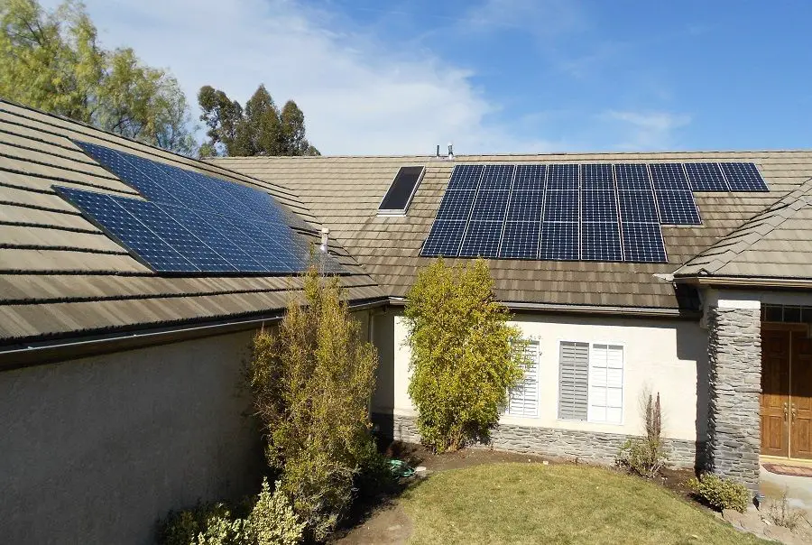 Teslas Powerwall Battery Transforms Your Solar Power Solution