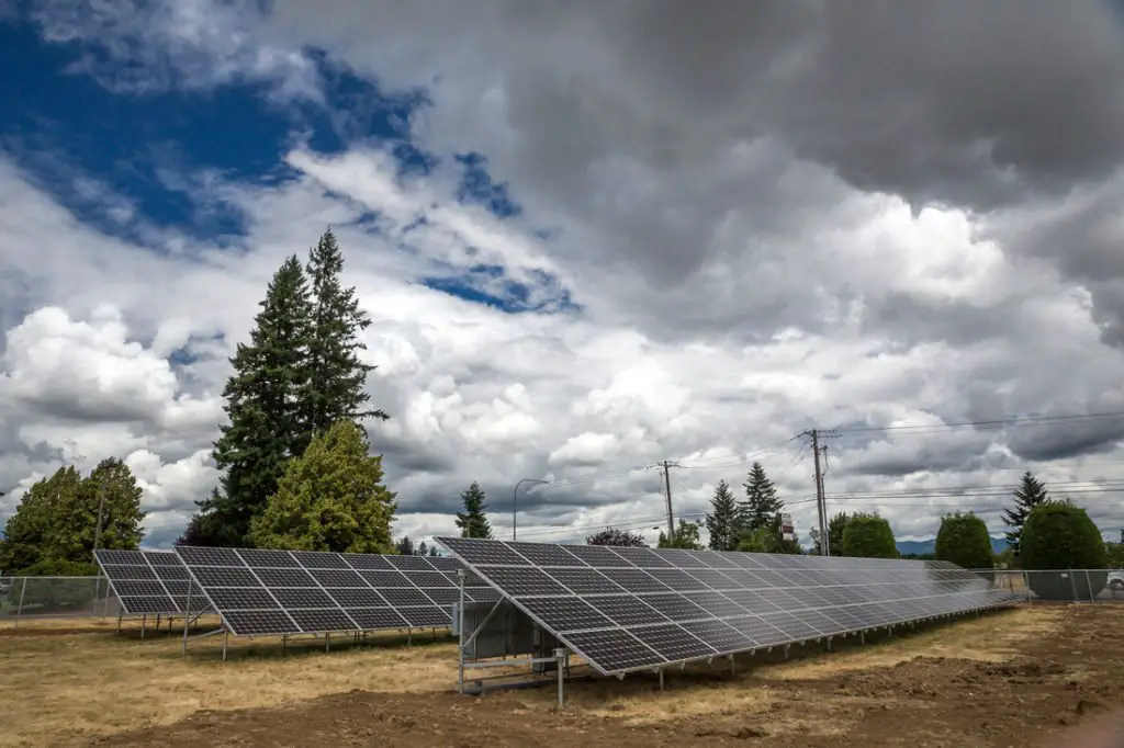 Thinking About Leasing Your Land? Consider a Solar Farm