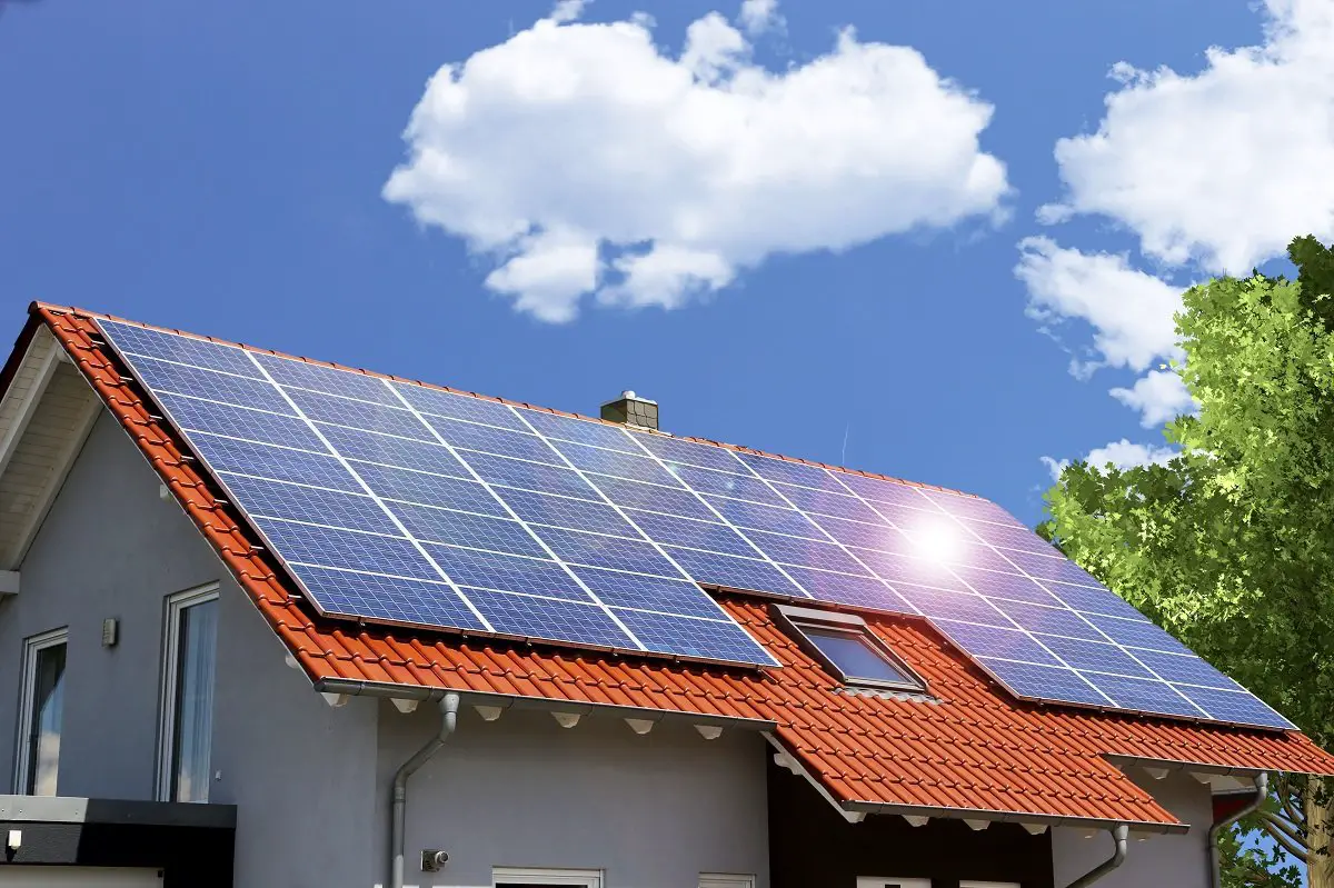 What Are the Types of Solar Panels to Use at Home ...