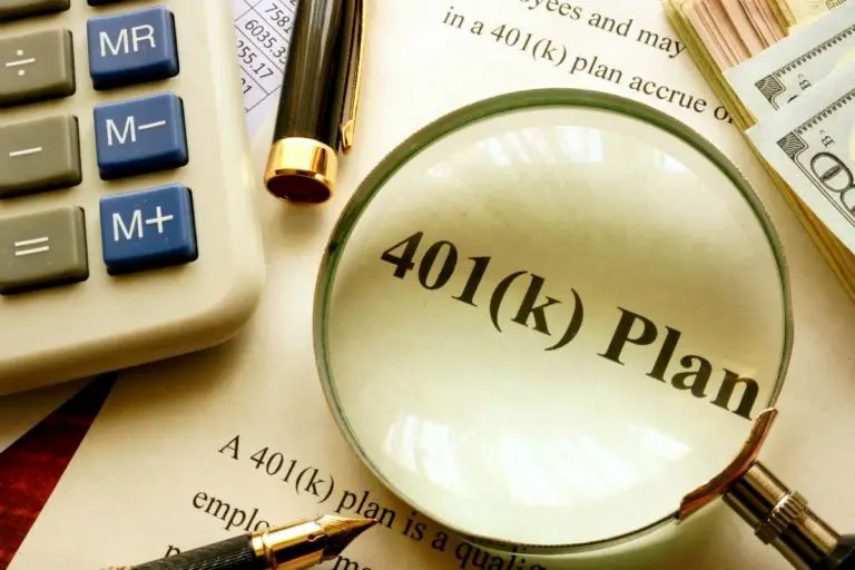 What Is A 401(k) vs Roth IRA?