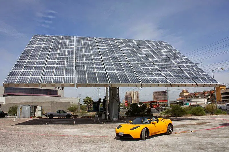 What Will it Cost to Charge a Tesla with Solar Panels?