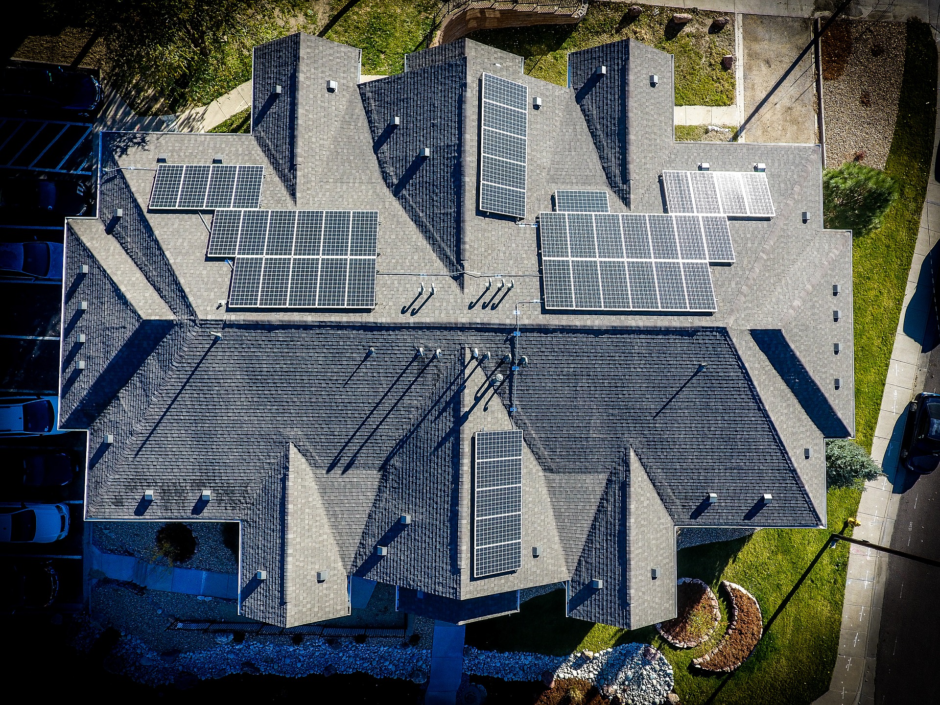 Why Solar Panels Are Not Worth It: Pros &  Cons